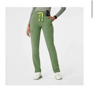 Figs Fern High-Waisted Yola - Petite Skinny Scrub Pants